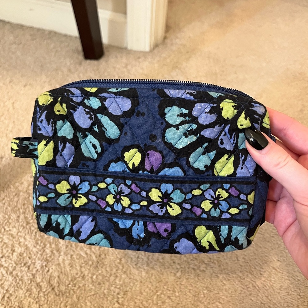 Vera Bradley - Make up & coin bag - Picture 7 of 11
